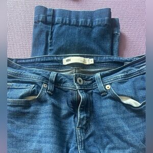 Vintage Levi’s 529 curvy size 8